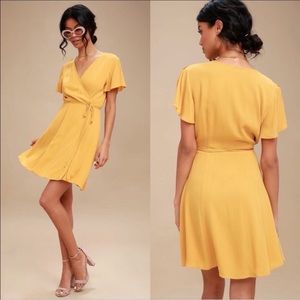 Lulu’s Harbor Point Mustard Yellow Wrap Dress Womens Size Small NWT